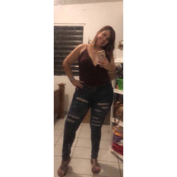 Meet your Posher, Aidaliz - Picture 1 of 1